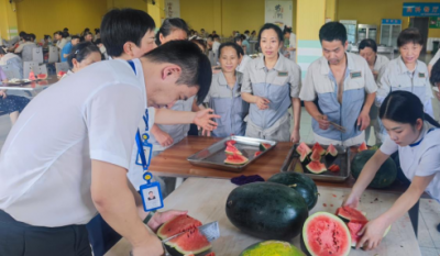 战高温，送清冷，爱心传递沁人心