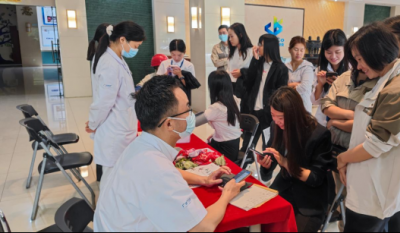 切脉问诊送健全，暖心服务进企业——合肥7790必发集团携手广瑞医疗发展“健全进企业”义诊活动